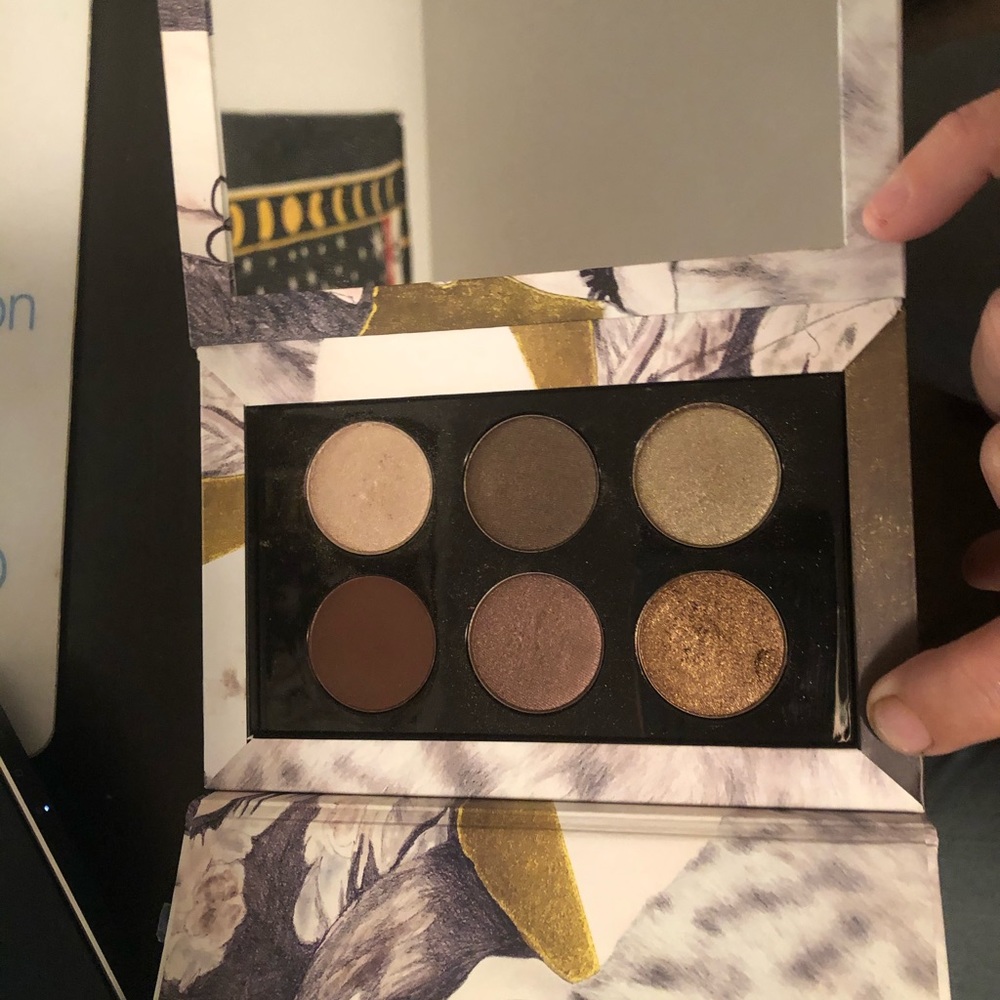 Pat McGrath Subliminal Platinum Blonde palette